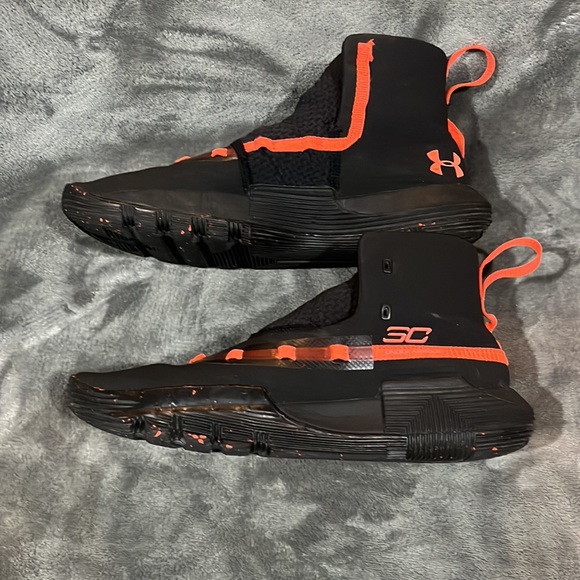 Under Armour Curry SC 3Zero II Sz 6.5Y Basketball Shoes # 3020424-002 Blk - Picture 2 of 5